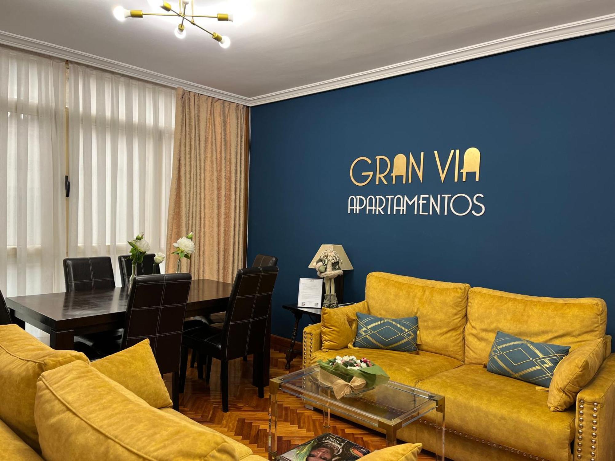 Apartamentos Gran Via Salamanca Buitenkant foto